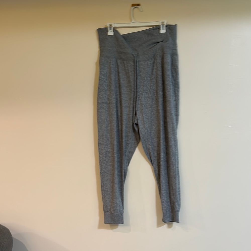 GAP Heather Gray Maternity Joggers